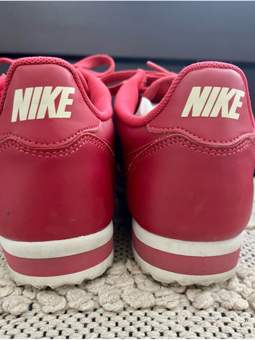 Nike Rare Classic Cortez Leather Women’s SZ.9 - Wild Cherry Noble Red - Picture 5 of 7